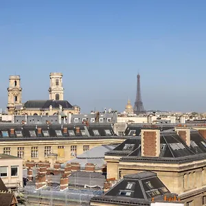 Saint Pierre 2*, Paris França